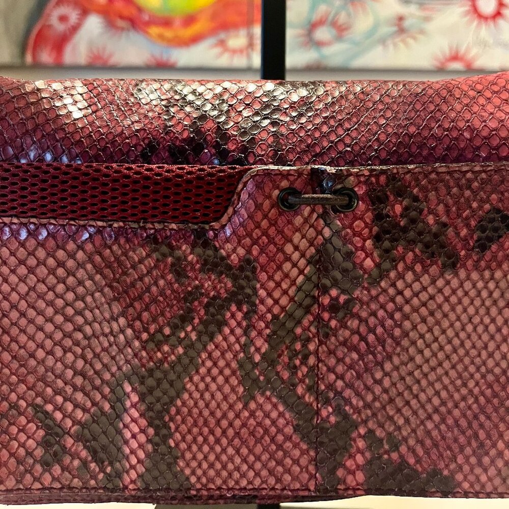 MIU MIU Python Snakeskin Mini Shoulder Bag Burgundy - Picture 4 of 16